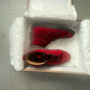 Christian louboutin red bottomz